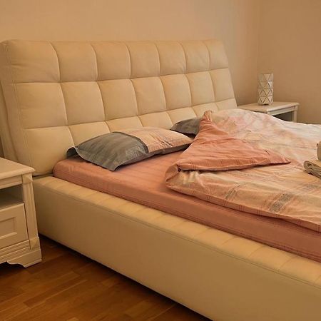 Apartman Nejra Tuzla Eksteriør bilde