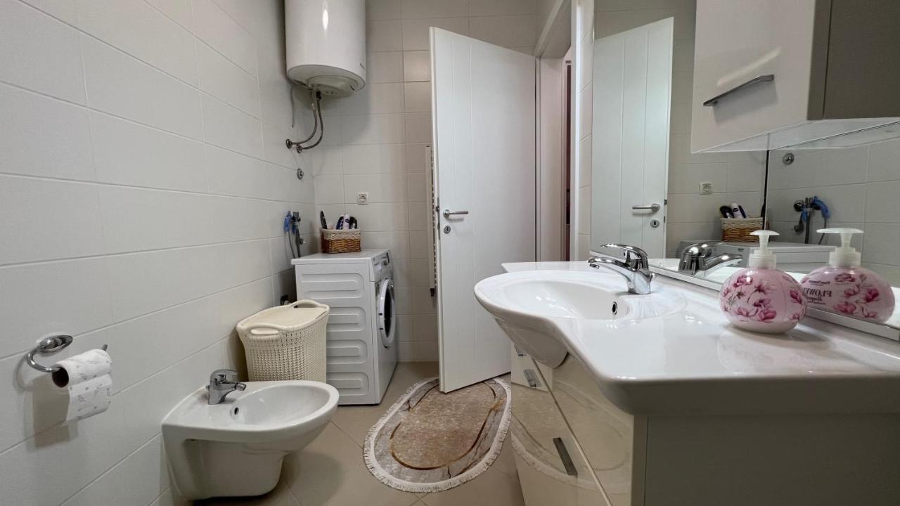Apartman Nejra Tuzla Eksteriør bilde