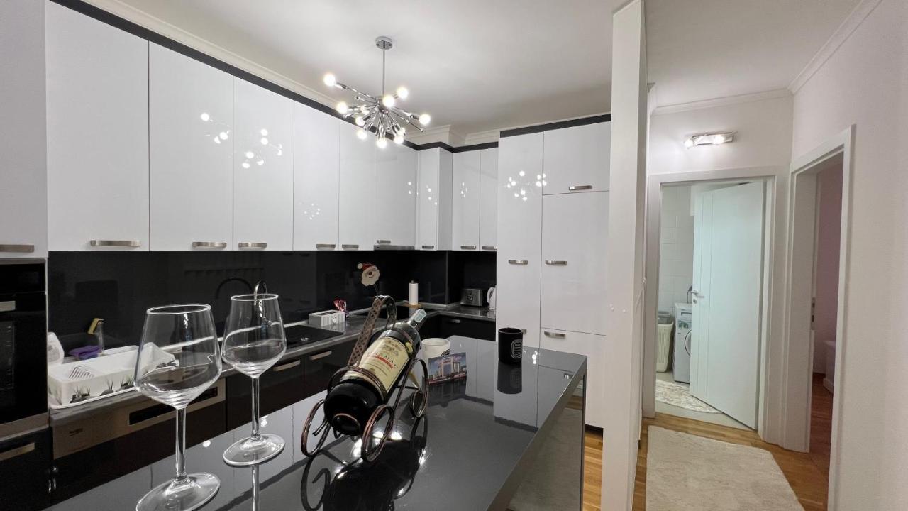 Apartman Nejra Tuzla Eksteriør bilde